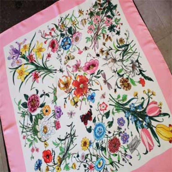 poshmark gucci scarf